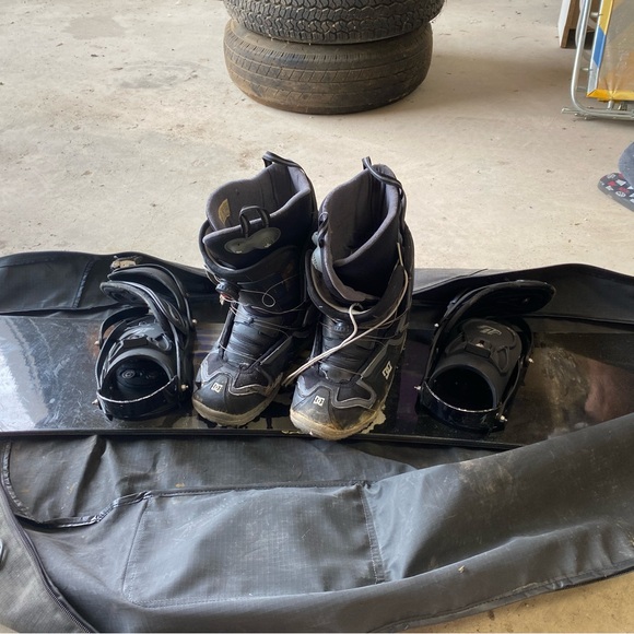 Burton Snowboard Boots & Board - Picture 5 of 5